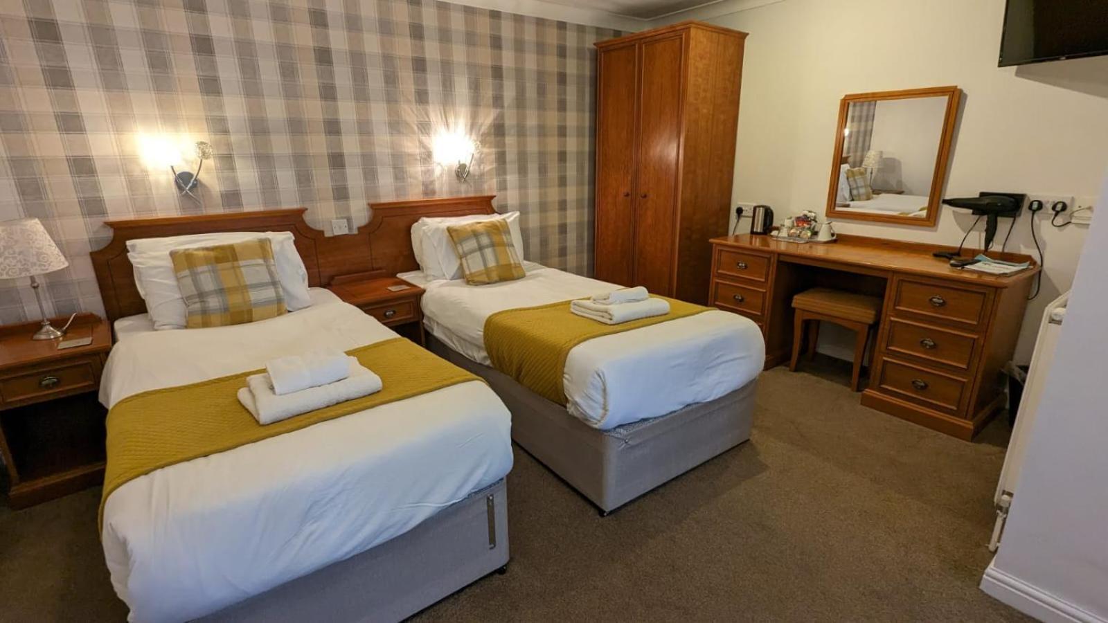 East Ayton Lodge Hotel, Scarborough Esterno foto